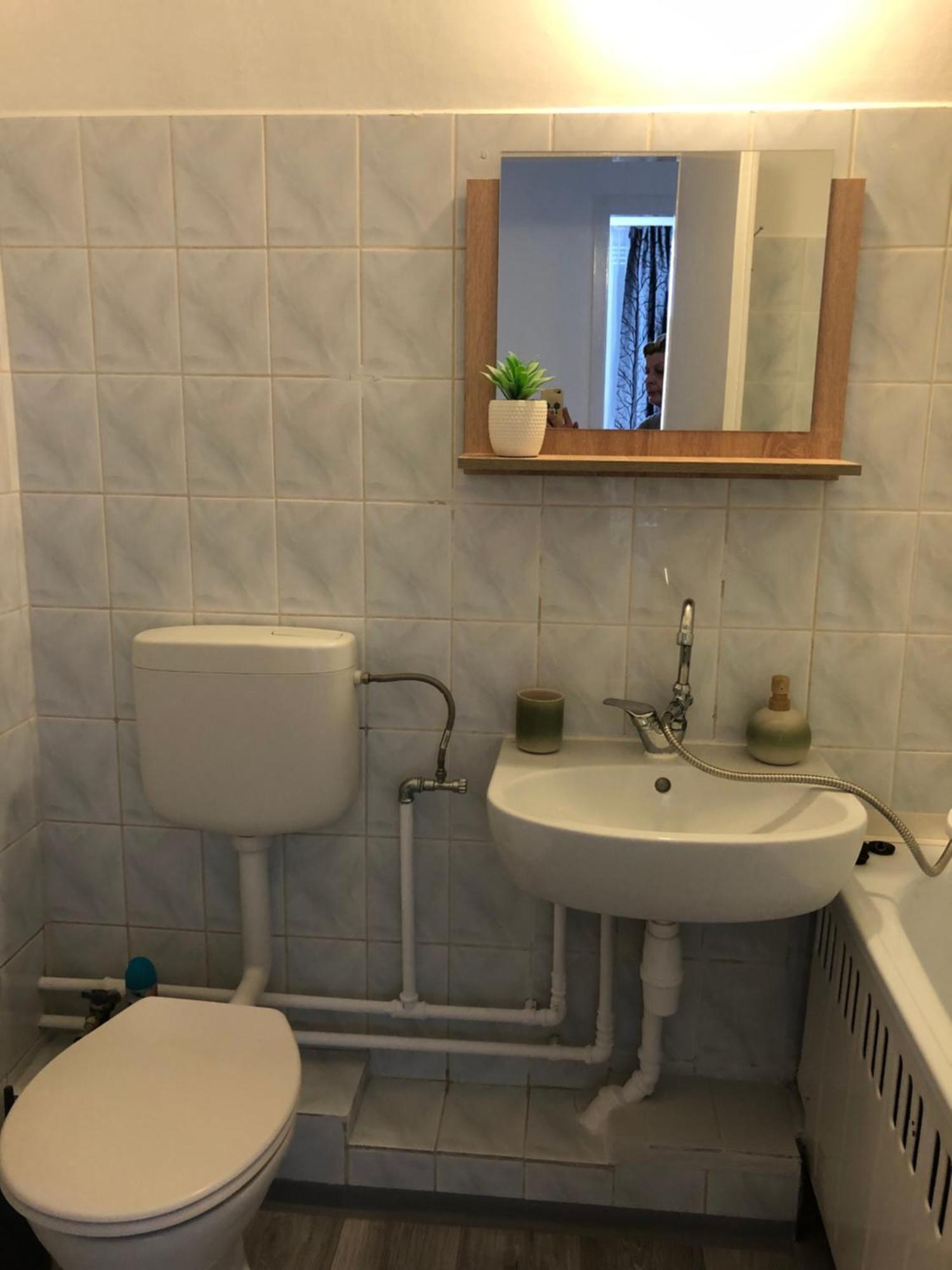 Juti Apartman Eger Bagian luar foto